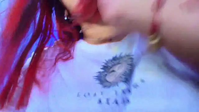 NicolleTaylor online show from 10-24-25, 04:20