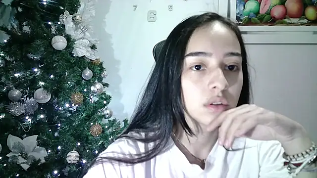 Snapshot of aineangeel chatting on 12-09-24, 02:56 aineangeel online show from 12-09-24, 02:56