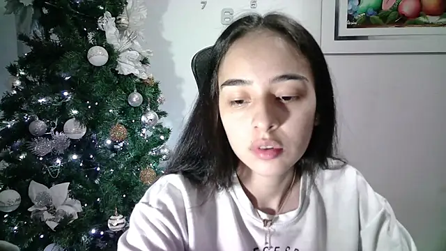 Snapshot of aineangeel chatting on 12-13-24, 03:27 aineangeel online show from 12-13-24, 03:27