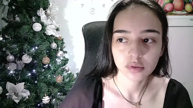 Snapshot of aineangeel chatting on 12-14-24, 12:22 aineangeel online show from 12-14-24, 12:22