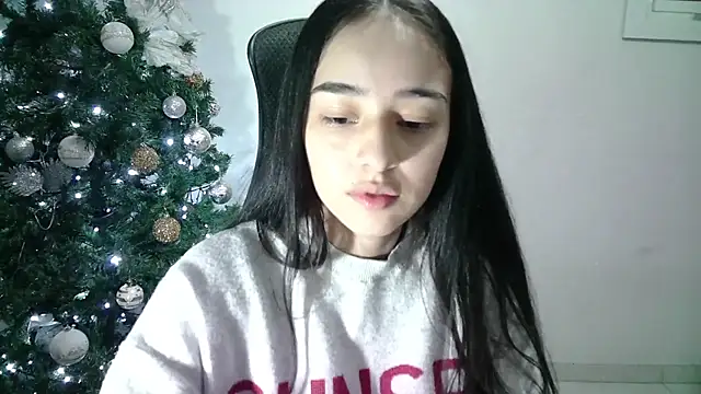 Snapshot of aineangeel chatting on 01-11-25, 02:52 aineangeel online show from 01-11-25, 02:52