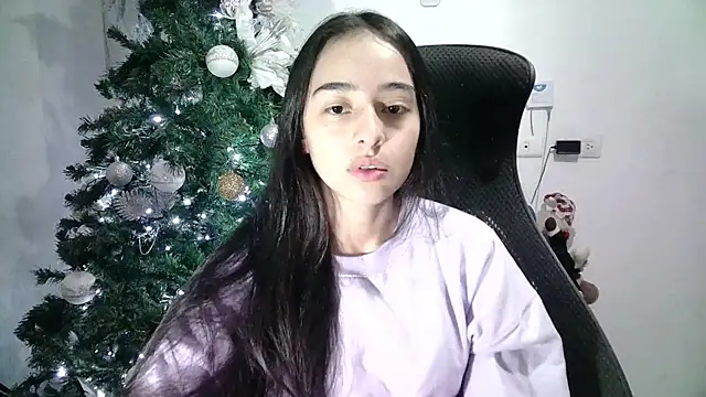 Snapshot of aineangeel chatting on 02-17-25, 11:53 aineangeel online show from 02-17-25, 11:53