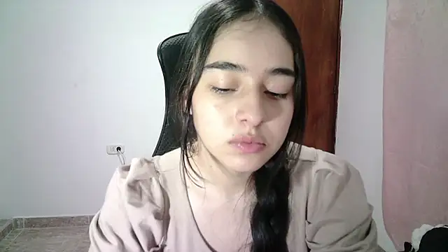 Snapshot of aineangeel chatting on 10-03-25, 02:41 aineangeel online show from 10-03-25, 02:41