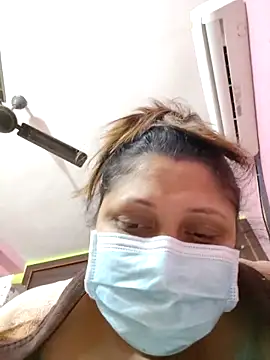 Snapshot of kunjan789 chatting on 12-21-25, 02:19 kunjan789 online show from 12-21-25, 02:19