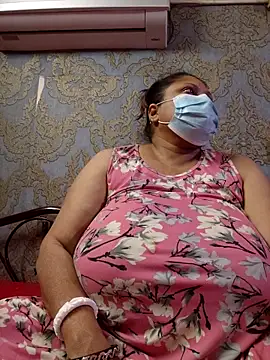 Snapshot of kunjan789 chatting on 02-06-26, 06:00 kunjan789 online show from 02-06-26, 06:00