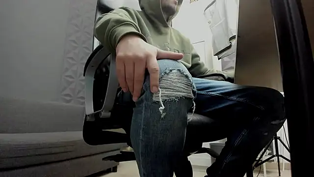 JoshKnights online show from 09-26-25, 05:11