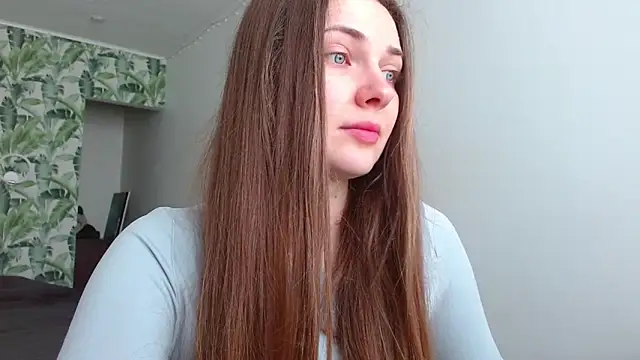 Olivia shine online show from 03-12-26, 05:24