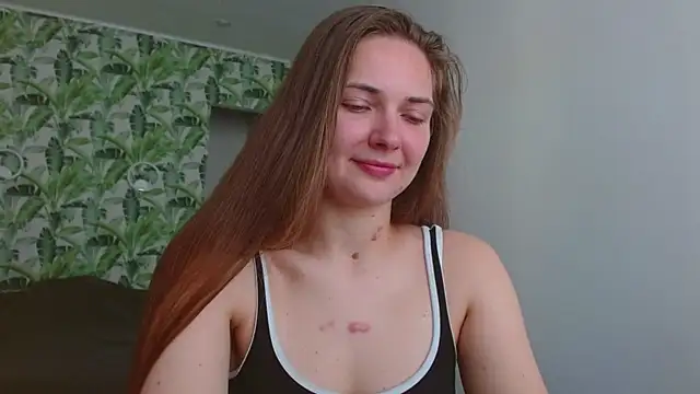Olivia shine online show from 07-15-26, 04:29