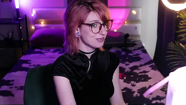 Snapshot of _Moonlight_t chatting on 05-16-26, 06:21 Moonlight t online show from 05-16-26, 06:21