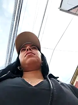 Emily Wane online show from 04-18-26, 03:05