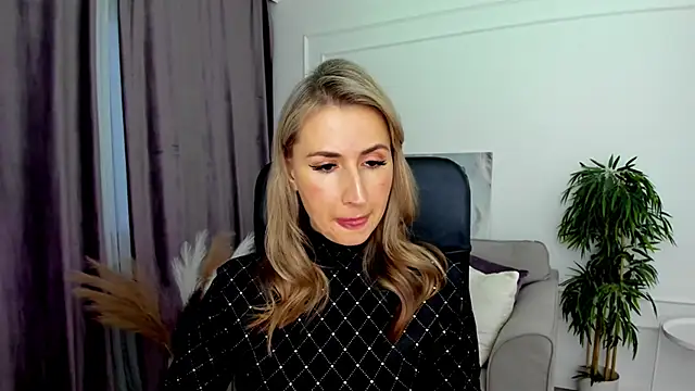 PassionGlow online show from 02-11-25, 04:01