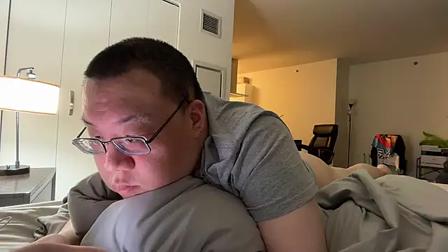 Snapshot of slaveasianboy chatting on 07-15-26, 08:41 slaveasianboy online show from 07-15-26, 08:41