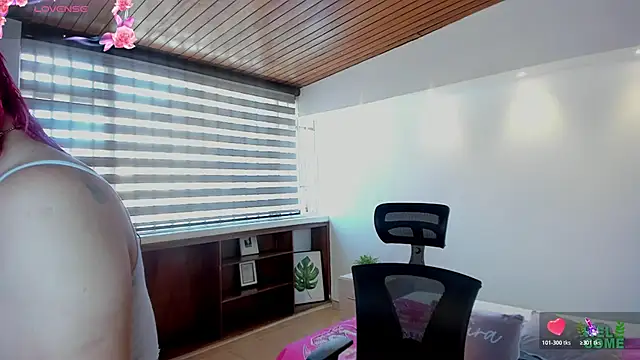 victoria mooree online show from 04-11-26, 03:38