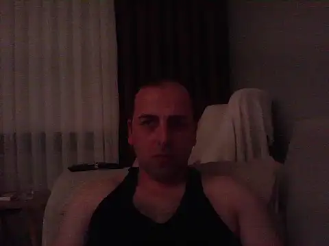 Snapshot of Yldrmm_9553 chatting on 06-21-26, 08:44 Yldrmm 9553 online show from 06-21-26, 08:44