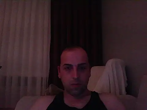 Snapshot of Yldrmm_9553 chatting on 06-30-26, 08:32 Yldrmm 9553 online show from 06-30-26, 08:32