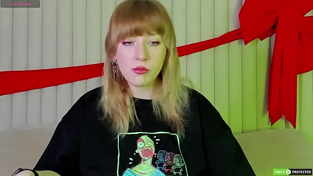 Snapshot of RachelCart chatting on 05-19-26, 03:13 RachelCart online show from 05-19-26, 03:13
