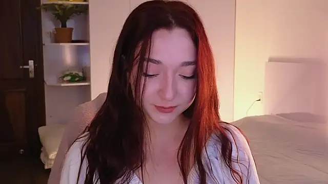YasmineWest online show from 06-17-26, 01:08