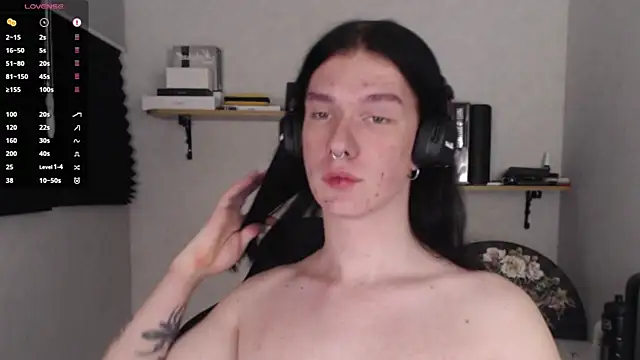 Snapshot of carthylovvve chatting on 01-27-25, 08:39 carthylovvve online show from 01-27-25, 08:39