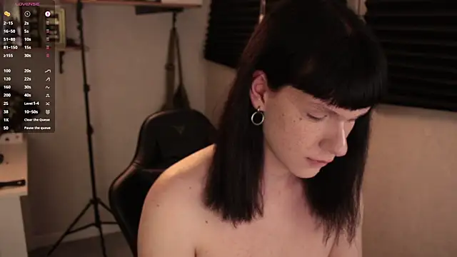 Snapshot of carthylovvve chatting on 03-19-25, 10:09 carthylovvve online show from 03-19-25, 10:09