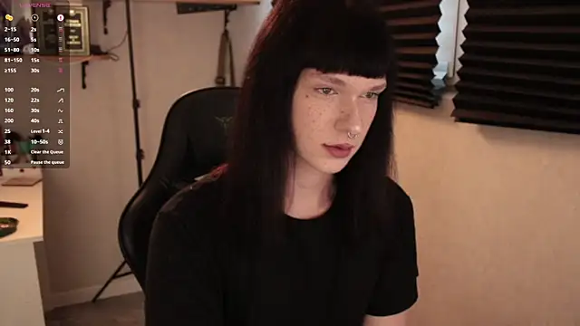Snapshot of carthylovvve chatting on 03-22-25, 03:31 carthylovvve online show from 03-22-25, 03:31
