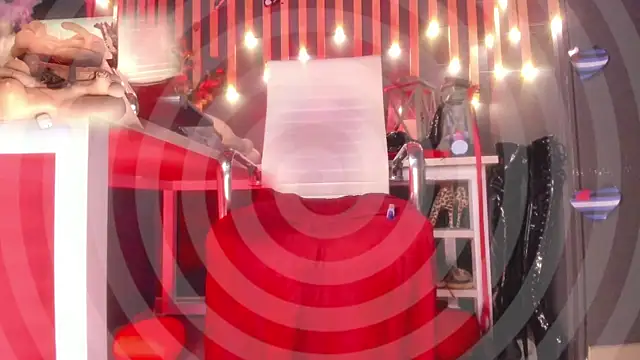 Snapshot of shaaroon_gold chatting on 03-15-25, 02:03 shaaroon gold online show from 03-15-25, 02:03