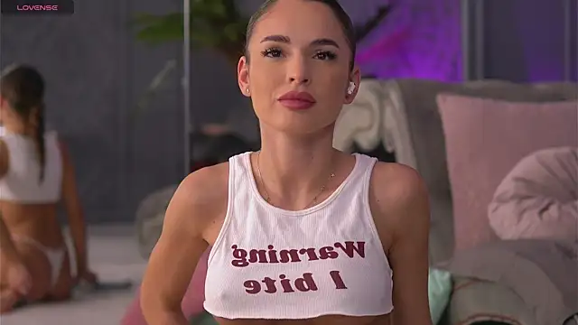 EsmeAinsley online show from 12-27-24, 11:42