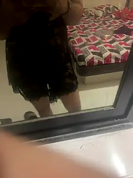 hornyguy271192 online show from 11-02-25, 06:10