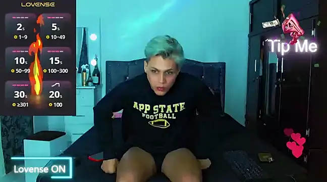 Liamscott  online show from 02-08-25, 04:03