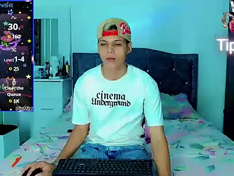 Liamscott  online show from 03-14-25, 02:42