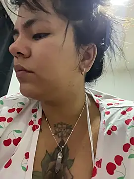 Snapshot of JulianaCastillo chatting on 02-05-26, 09:14 JulianaCastillo online show from 02-05-26, 09:14