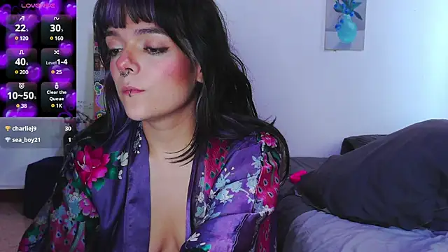 purple em69 online show from 12-14-24, 01:49