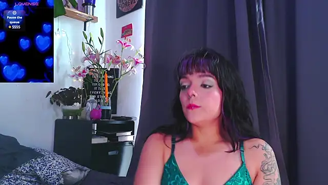 purple em69 online show from 12-30-24, 08:36