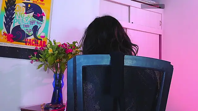 purple em69 online show from 03-19-25, 08:45