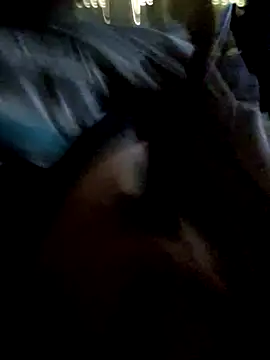 Snapshot of Gros-tuyau-93 chatting on 03-10-26, 08:08 Gros-tuyau-93 online show from 03-10-26, 08:08