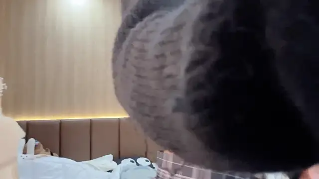 Jennie Spa online show from 01-12-25, 03:14