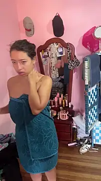 Snapshot of CoreAlejito chatting on 01-10-26, 04:31 CoreAlejito online show from 01-10-26, 04:31