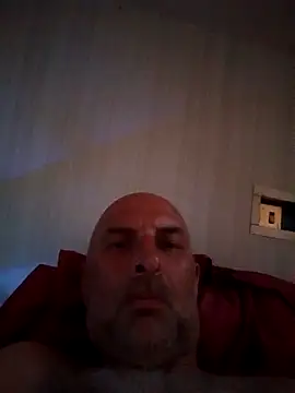 Snapshot of tinybear79 chatting on 07-01-26, 05:56 tinybear79 online show from 07-01-26, 05:56