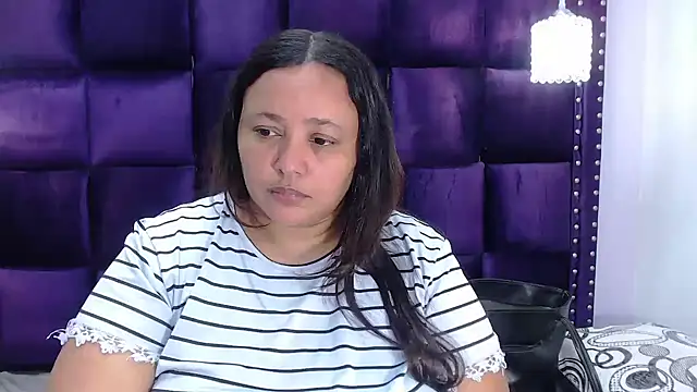 Snapshot of CrushOnMe_ chatting on 11-07-25, 04:45 CrushOnMe online show from 11-07-25, 04:45