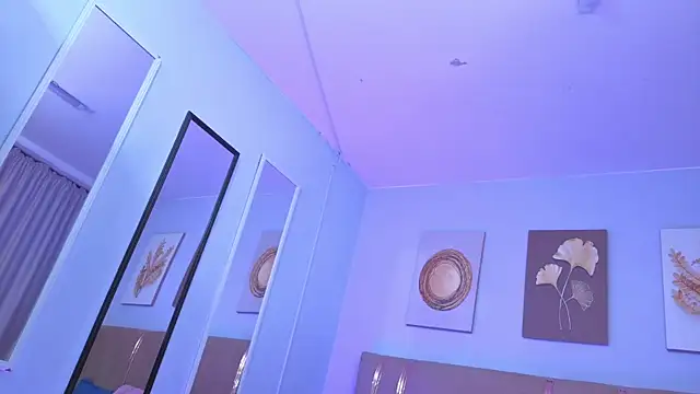 sarah cruzz  online show from 11-30-25, 01:09