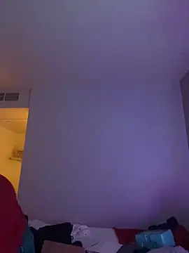 Snapshot of renegade_vyxxen chatting on 12-27-24, 01:32 renegade vyxxen online show from 12-27-24, 01:32