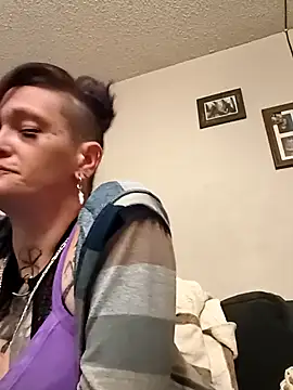 renegade vyxxen online show from 02-03-26, 02:53