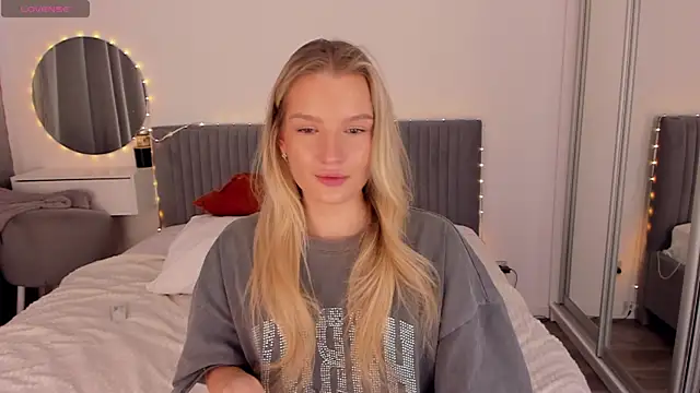 CassieRayss online show from 05-02-26, 10:53