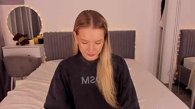 CassieRayss online show from 07-01-26, 10:06