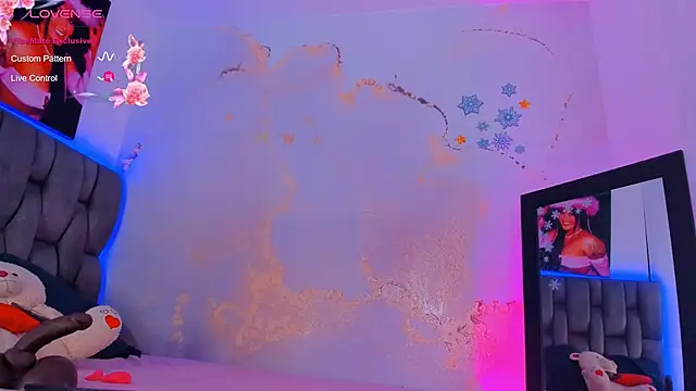 camilawhite   online show from 01-19-25, 11:32