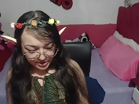 Snapshot of Angela_18honey chatting on 11-08-25, 01:06 Angela 18honey online show from 11-08-25, 01:06