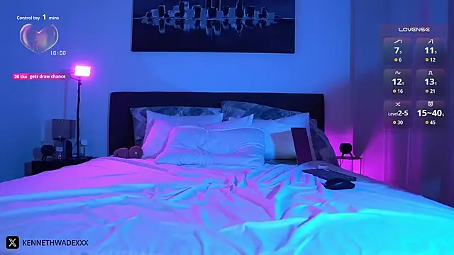 Snapshot of kennethwade chatting on 11-09-25, 09:24 kennethwade online show from 11-09-25, 09:24