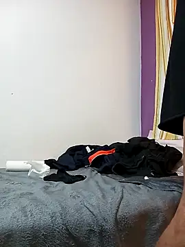 Snapshot of Themadhatter90 chatting on 02-26-25, 09:48 Themadhatter90 online show from 02-26-25, 09:48