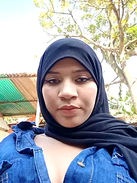 hanaa 18 online show from 02-13-25, 07:42