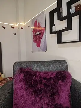 hanaa 18 online show from 11-11-25, 02:22