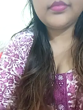 Snapshot of _Redwine_ chatting on 02-20-25, 03:52 Redwine online show from 02-20-25, 03:52